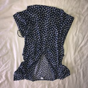 Floral tie top with ruffle sleeves